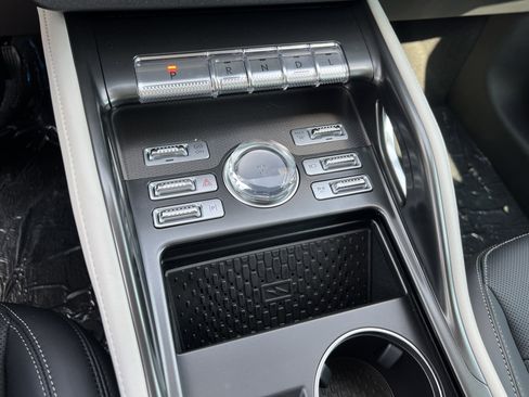 New 2025 Lincoln Nautilus Premier w/ Equipment Group 102A image 20