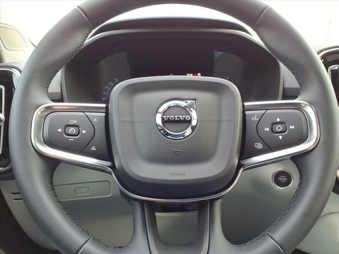 New 2026 Volvo XC40 B5 Plus w/ Protection Package Premier image 23