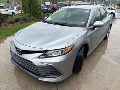 Used 2024 Toyota Camry LE FWD image 3