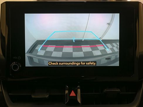 Used 2024 Toyota Corolla Cross L image 26