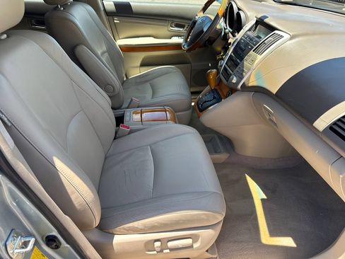Used 2004 Lexus RX 330 FWD image 15