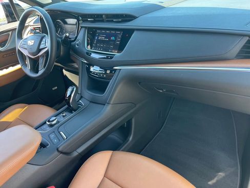 Certified 2023 Cadillac XT5 Premium Luxury image 21
