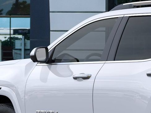 New 2027 GMC Terrain Denali w/ LPO, Floor Liner Package AWD/4WD image 12