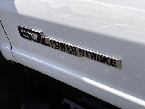 Used 2025 Ford F550 2WD Regular Cab Super Duty w/ XLT Value Package image 18