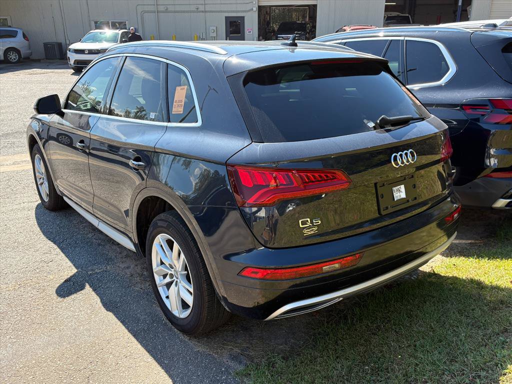 Used 2020 Audi Q5 2.0T Premium w/ Convenience Package AWD/4WD image 8