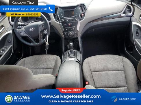Used 2018 Hyundai Santa Fe Sport image 4