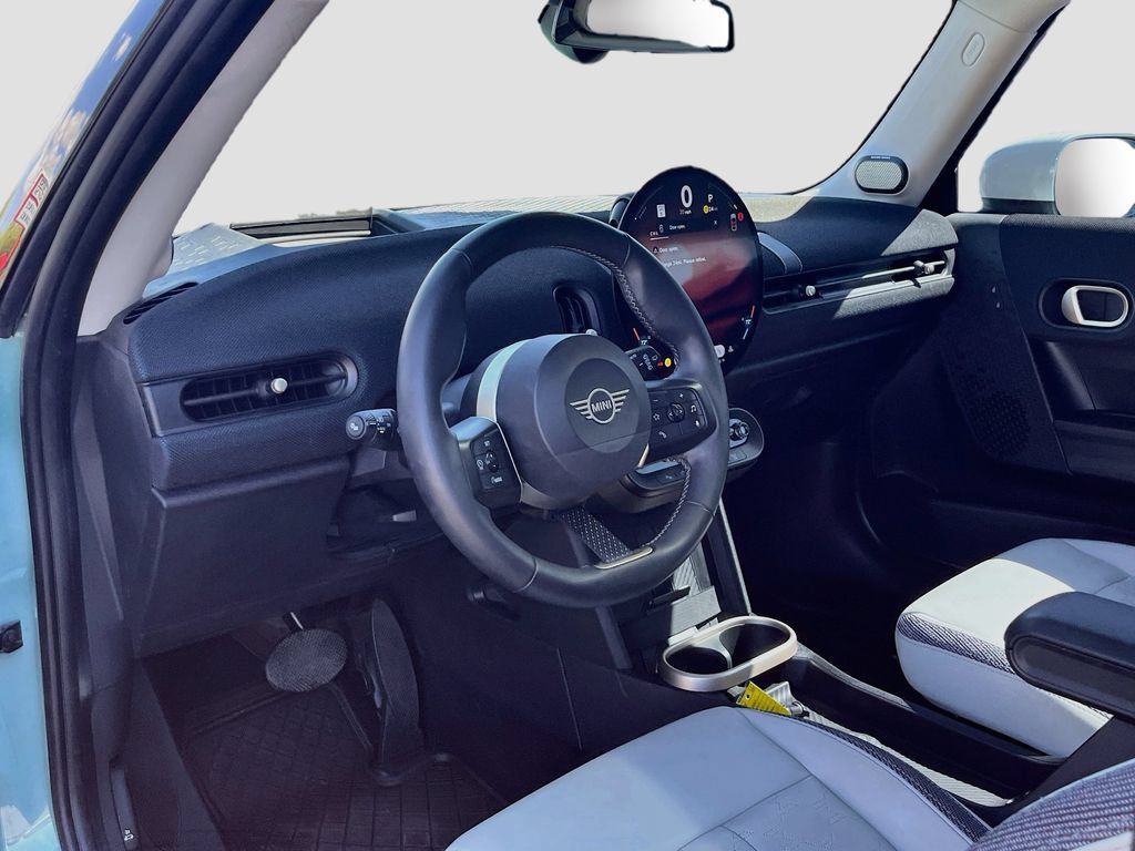 Used 2025 MINI Cooper S FWD image 9