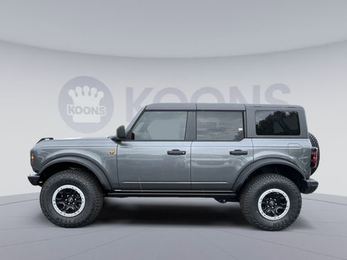 New 2025 Ford Bronco Badlands w/ Sasquatch Package AWD/4WD image 7