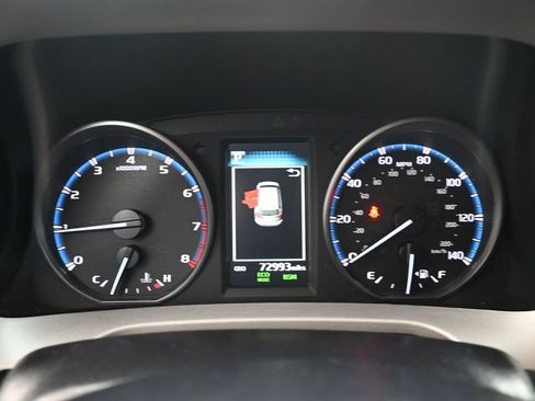Used 2017 Toyota RAV4 XLE FWD image 9