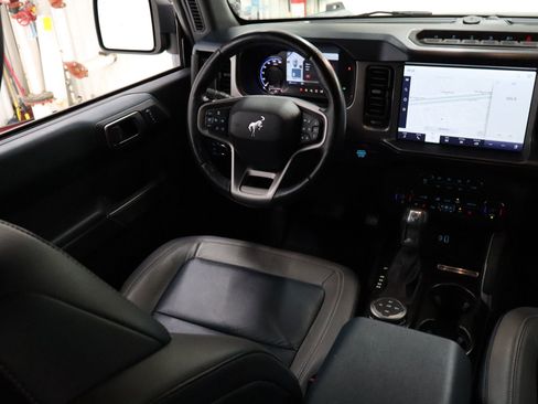 Used 2021 Ford Bronco First Edition image 28
