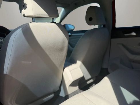 Used 2019 Volkswagen Jetta S w/ Driver Assistance Package FWD image 17