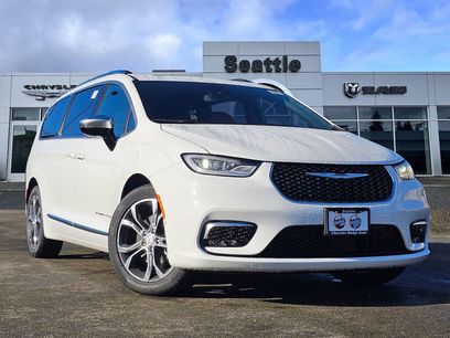 New 2026 Chrysler Pacifica Pinnacle