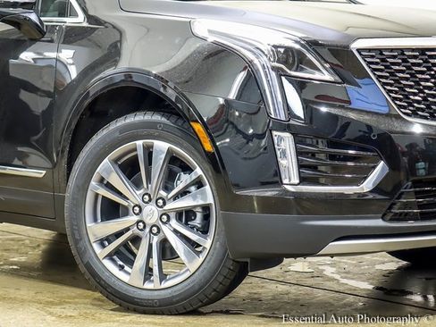 New 2025 Cadillac XT5 Premium Luxury w/ LPO, Floor Liner Package image 3