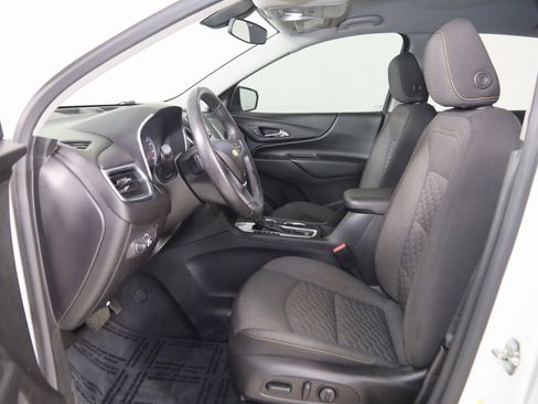 Used 2018 Chevrolet Equinox LT image 10
