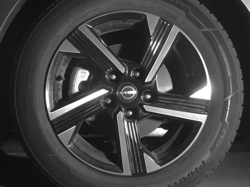 Used 2025 Nissan Sentra SV image 12