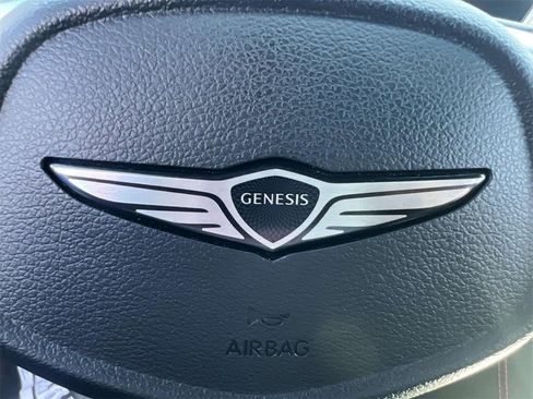 Used 2025 Genesis G70 2.5T w/ Sport Prestige Package image 32