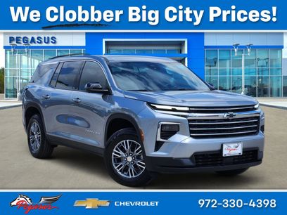 Used 2024 Chevrolet Traverse LT