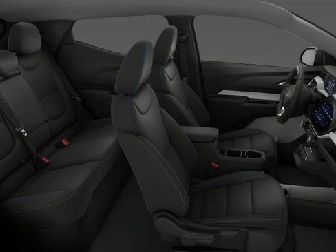 New 2027 Chevrolet Bolt LT w/ Super Cruise Package FWD image 32