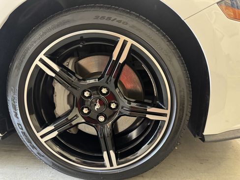 Used 2021 Ford Mustang GT Premium w/ Equipment Group 401A image 25