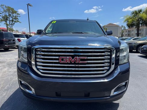 Used 2019 GMC Yukon SLT w/ Premium Edition AWD/4WD image 3
