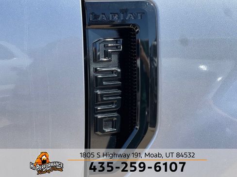 Used 2022 Ford F250 Lariat w/ Lariat Value Package AWD/4WD image 6
