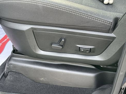 Used 2024 RAM 2500 Big Horn w/ Night Edition image 12