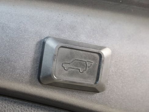 Used 2021 Toyota RAV4 XSE image 49