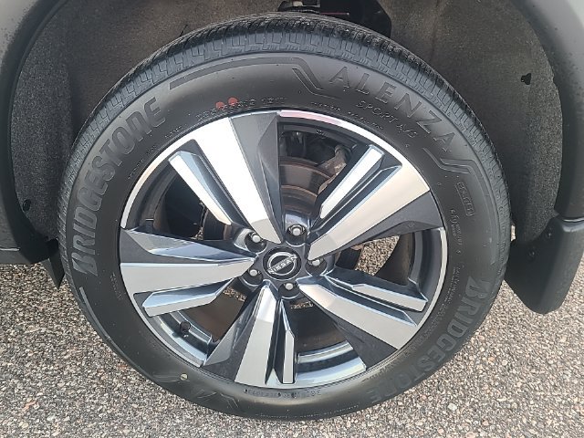 Certified 2023 Nissan Rogue Platinum AWD/4WD image 27