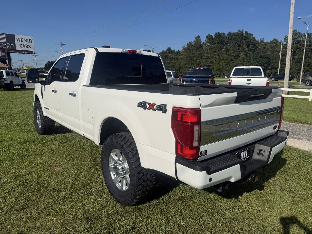 Used 2020 Ford F350 Platinum AWD/4WD image 2