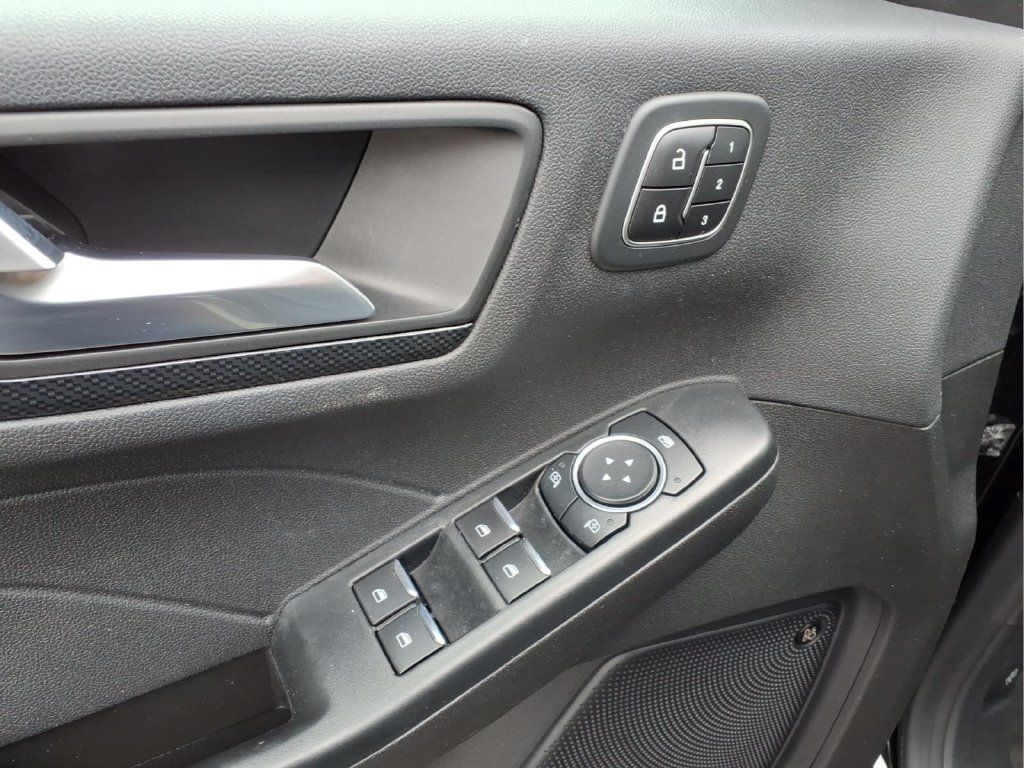 Used 2023 Ford Escape ST-Line Elite w/ Premium Technology Package AWD/4WD image 15