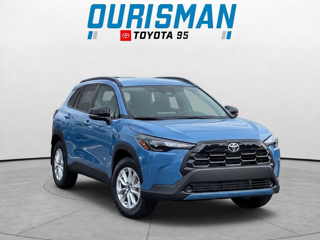 New 2026 Toyota Corolla Cross LE FWD image 1