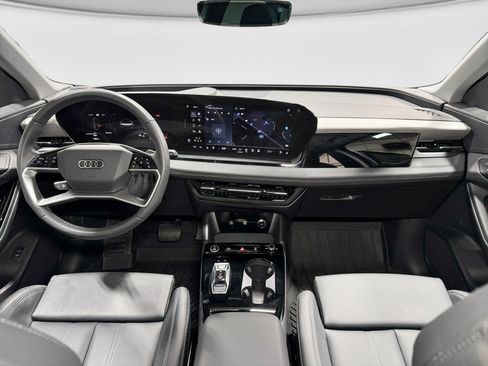 Used 2025 Audi Q6 e-tron Premium Plus w/ Premium Plus AWD/4WD image 14