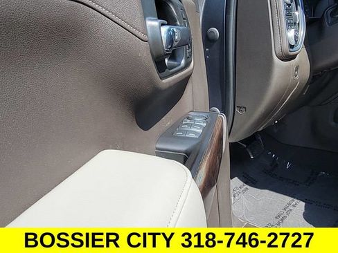 Used 2020 GMC Sierra 1500 SLT AWD/4WD image 23