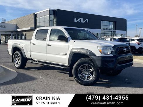 Used 2014 Toyota Tacoma PreRunner image 1