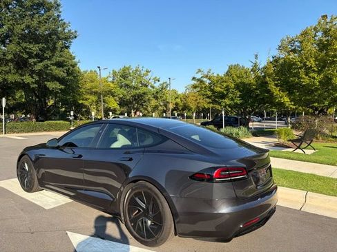 Used 2026 Tesla Model S AWD/4WD image 3