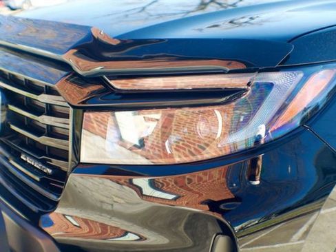 Used 2022 Honda Ridgeline Black Edition image 12