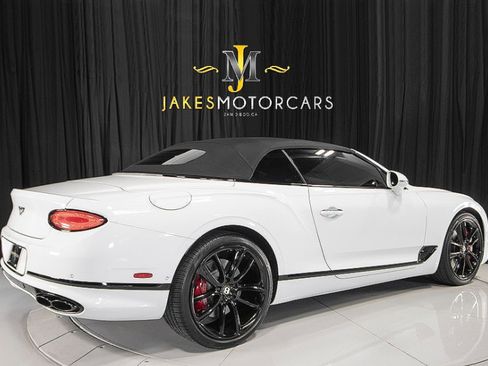 Used 2020 Bentley Continental GT image 10