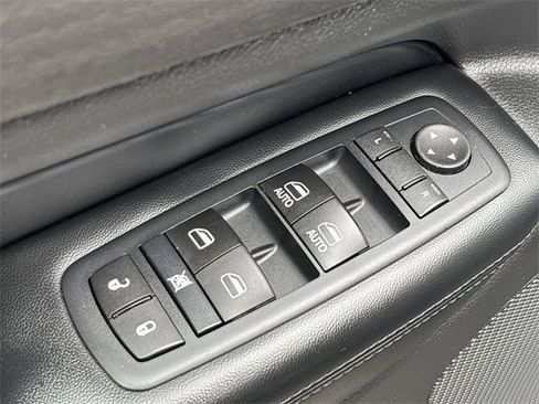 Used 2017 Jeep Grand Cherokee Laredo w/ Quick Order Package 23E image 20