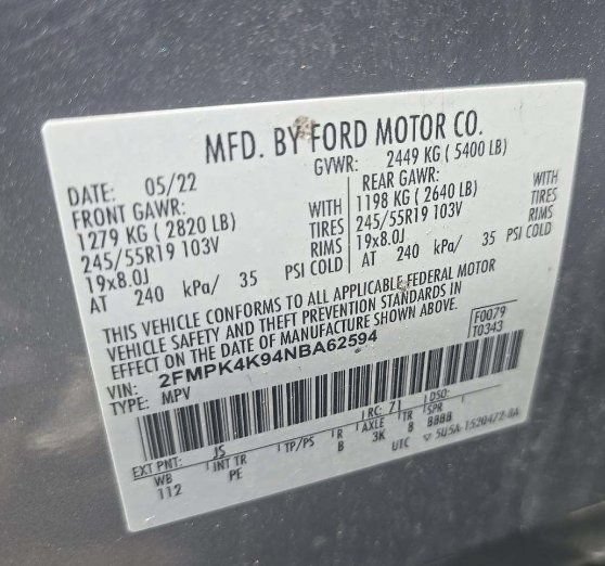 Used 2022 Ford Edge Titanium w/ Equipment Group 301A AWD/4WD image 17