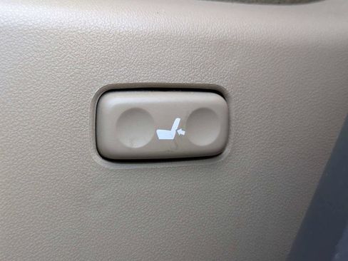 Used 2010 Toyota RAV4 Limited image 24