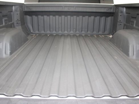 Used 2024 Chevrolet Silverado 1500 Custom image 17