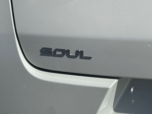 New 2025 Kia Soul LX image 24