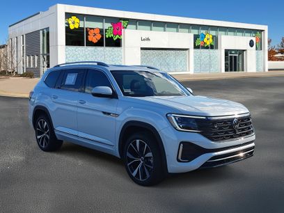Certified 2025 Volkswagen Atlas SEL Premium R-Line