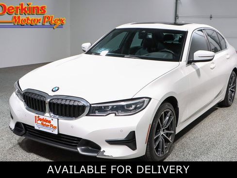 Used 2021 BMW 330i xDrive Sedan w/ Premium Package image 1