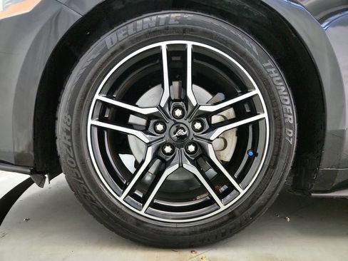 Used 2020 Ford Mustang Premium RWD image 27