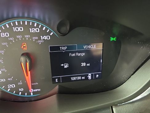 Used 2018 Chevrolet Trax Premier w/ Midnight Edition image 17