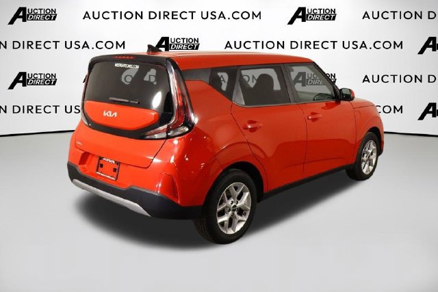 Used 2024 Kia Soul LX w/ LX Technology Package FWD image 46