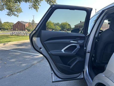 Certified 2025 Audi Q5 Premium Plus w/ Premium Plus image 23