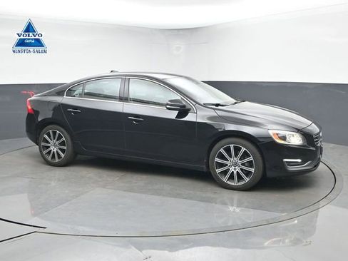 Used 2018 Volvo S60 T5 Inscription Platinum w/ Climate Package image 1