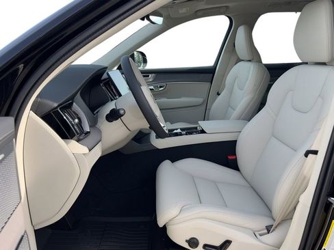 New 2026 Volvo XC90 T8 Ultra w/ Lounge Package AWD/4WD image 6